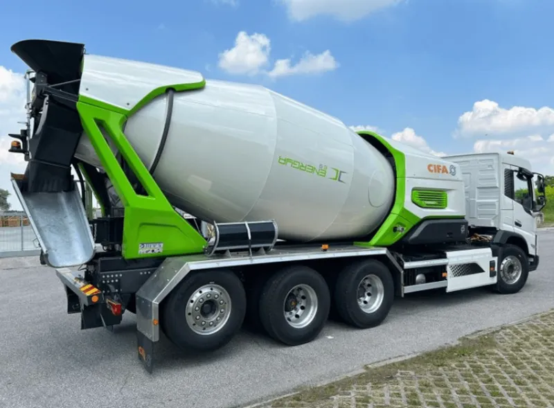 CIFA’s fully electric E9 concrete mixer truck.