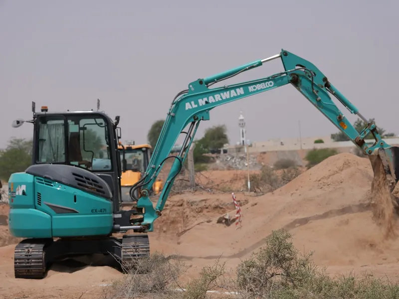 Improvements and customizations on mini excavators such as the 3-ton KOBELCO SK35SR mini excavator can increase their productivity