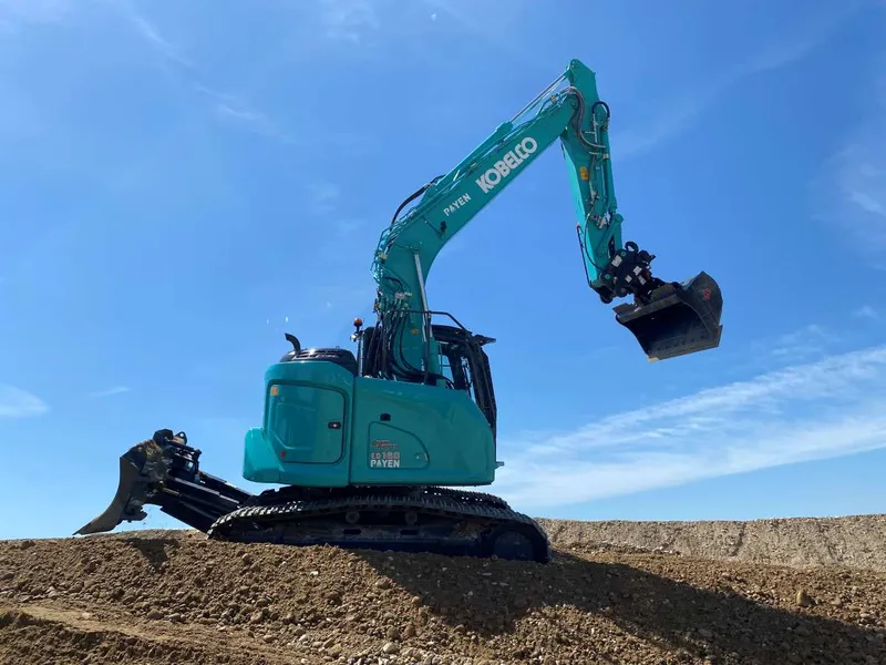 Kobelco ED160BR-7 Blade Runner
