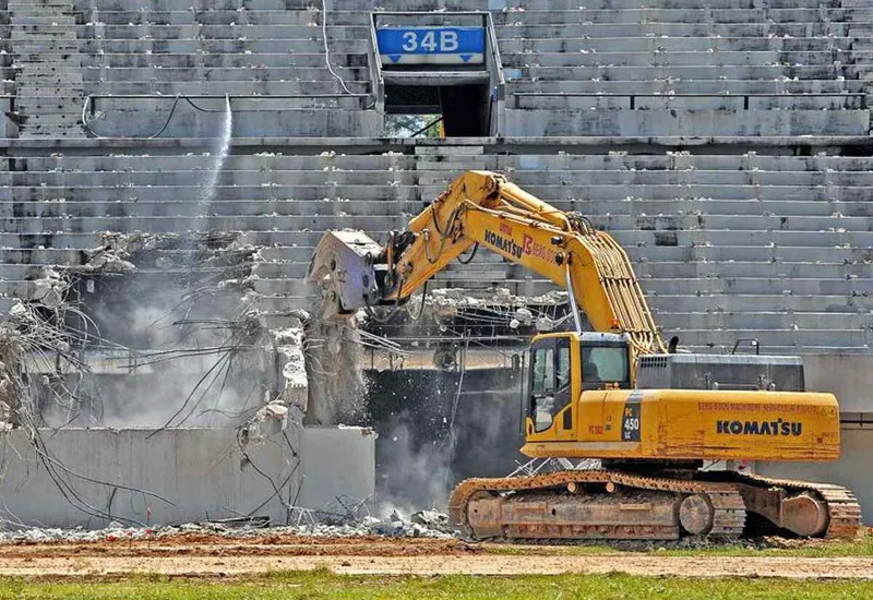 Komatsu PC450 excavator