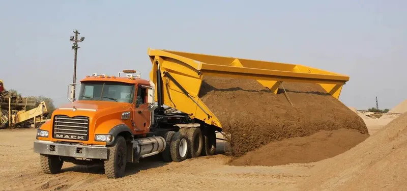 MACK side dumper - Image courtesy of SmithCo