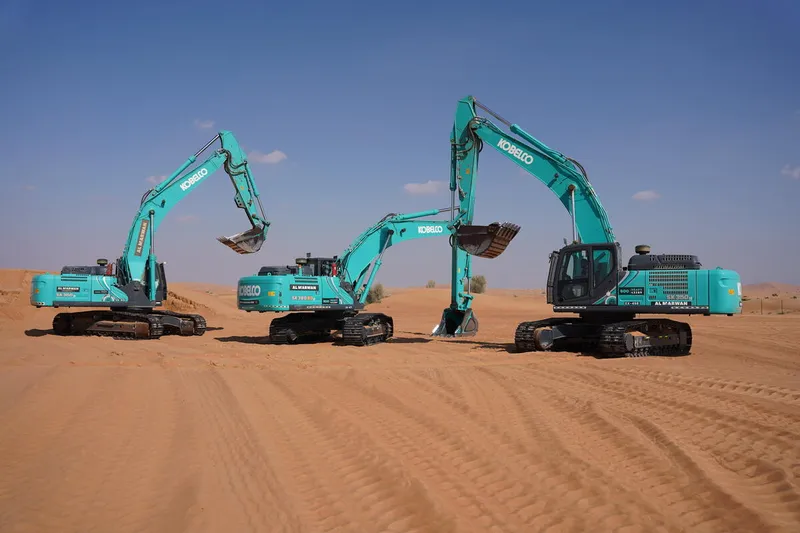 Multiple SK380 & SK350 Kobelco excavators on one of Al Marwan’s job sites in the UAE