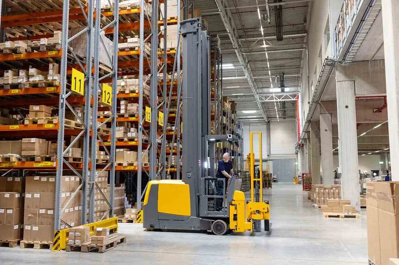 VNAs are perfect for high level order picking