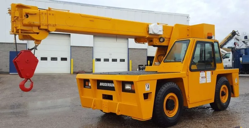 A Broderson IC 80 carry deck crane - Image courtesy of Broderson