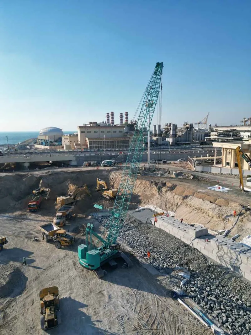 Kobelco crawler crane