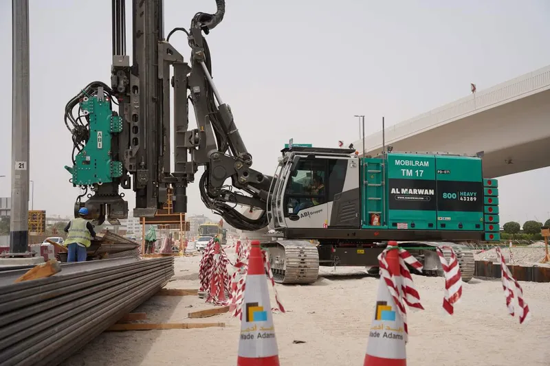 Mobilram TM17 piling rig