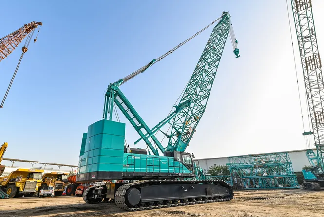 Social: What Makes Kobelco Crawler Cranes Operator Friendly