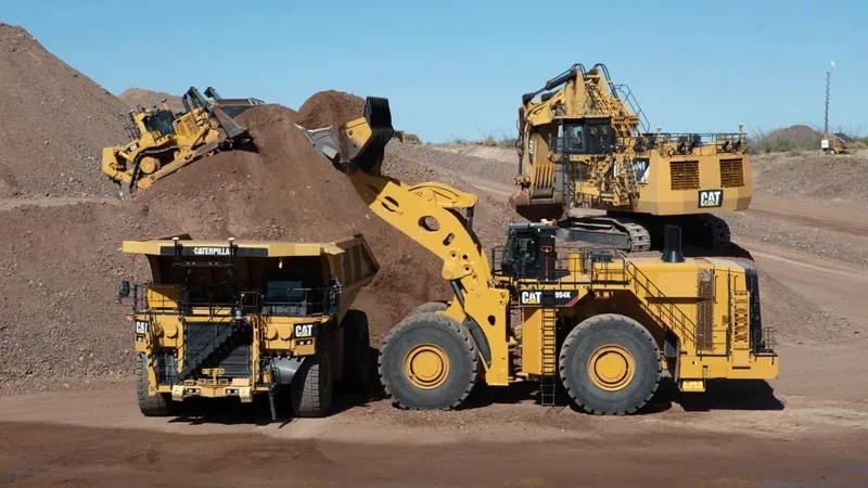 Autonomous Trucks With Cat Command for Hauling