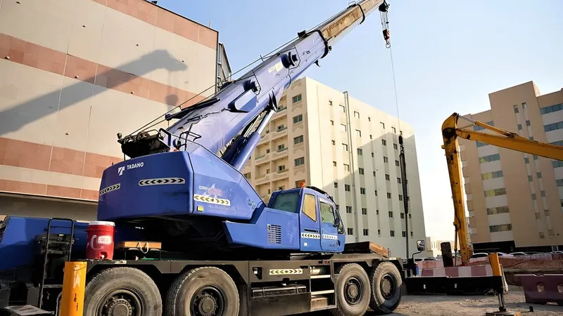 60-Ton Mobile Cranes