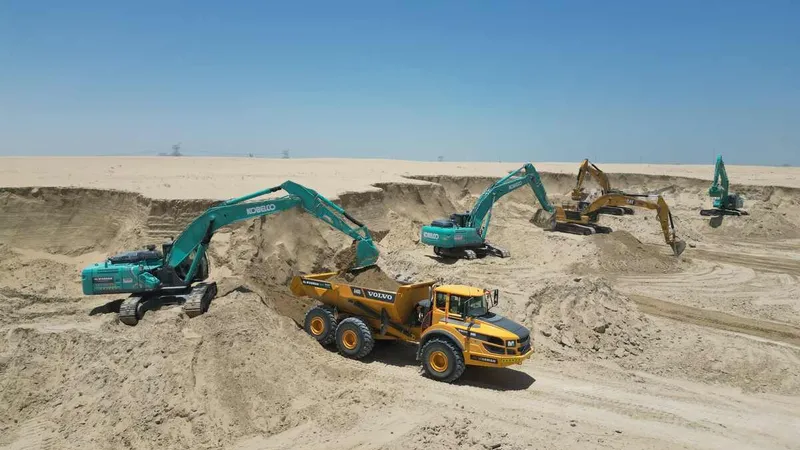 A part of Al Marwan’s heavy machinery rental fleet in action on a UAE job site