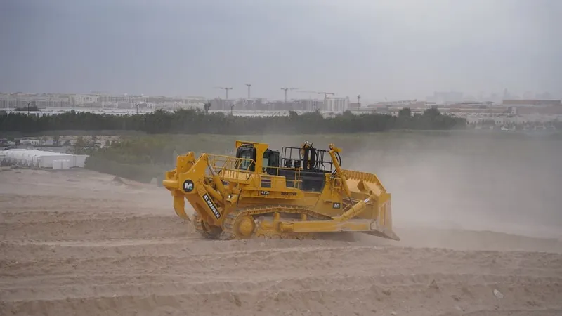 The second largest Komatsu dozer is the D475A, seen at work on Al Marwan's rental fleet in Aljada