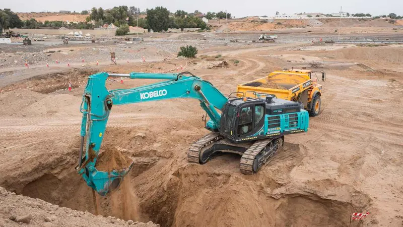 kobelco sk500 and volvo ADT
