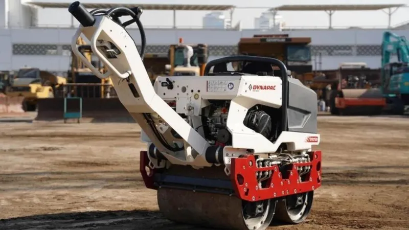 Dynapac DTR75D walk-behind roller