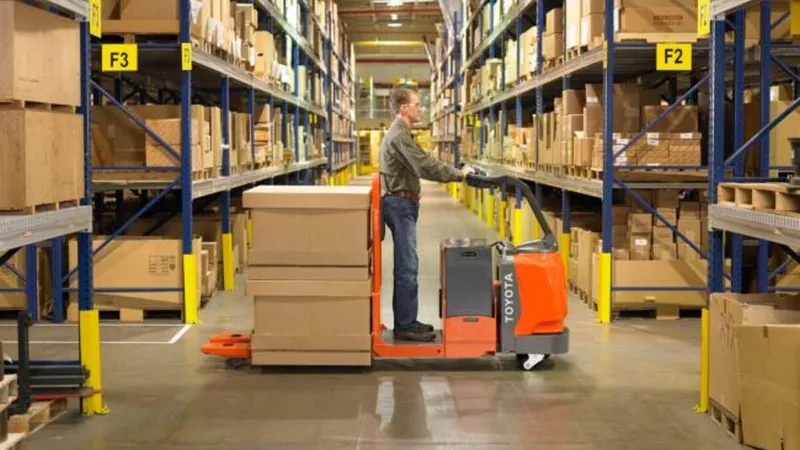 electric rider pallet jack