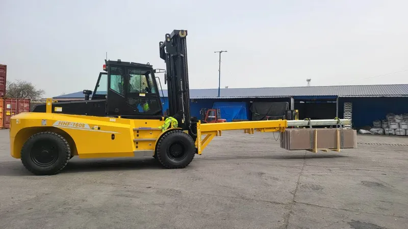 SOCMA HNF160 forklift attached to forklift jib.