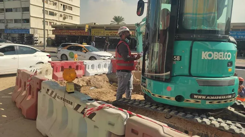 On-site HSE engineer ensures operators are upholding safety protocols