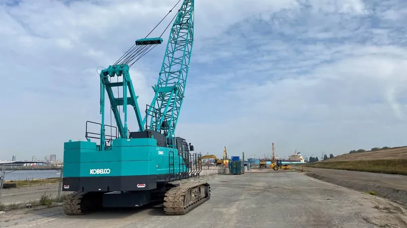 CKS Kobelco crane series.