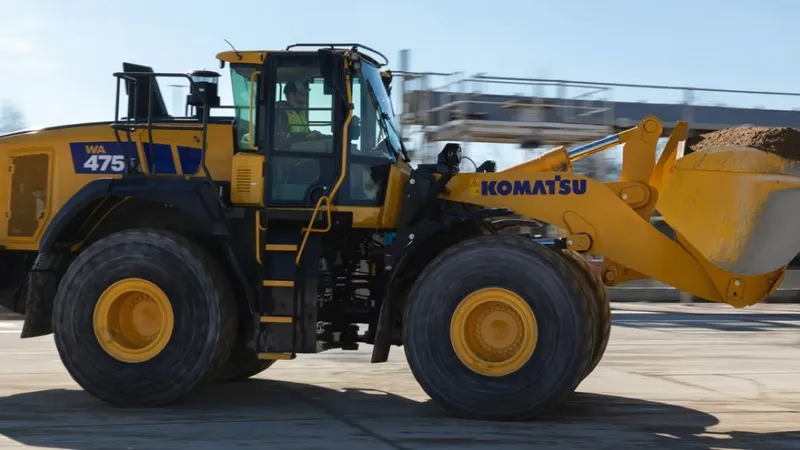 Komatsu's WA485-11 wheel loader