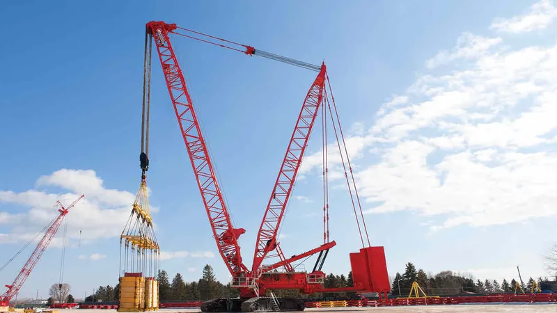 Manitowoc MLC650 crane.