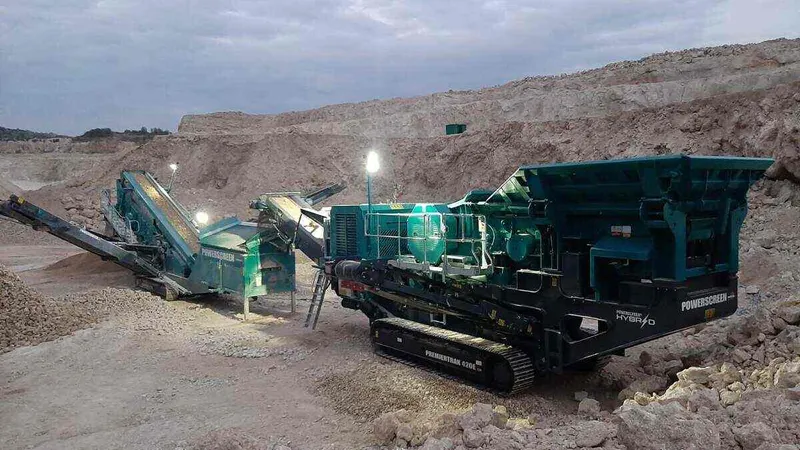 Powerscreen Premiertrak 420E jaw crusher