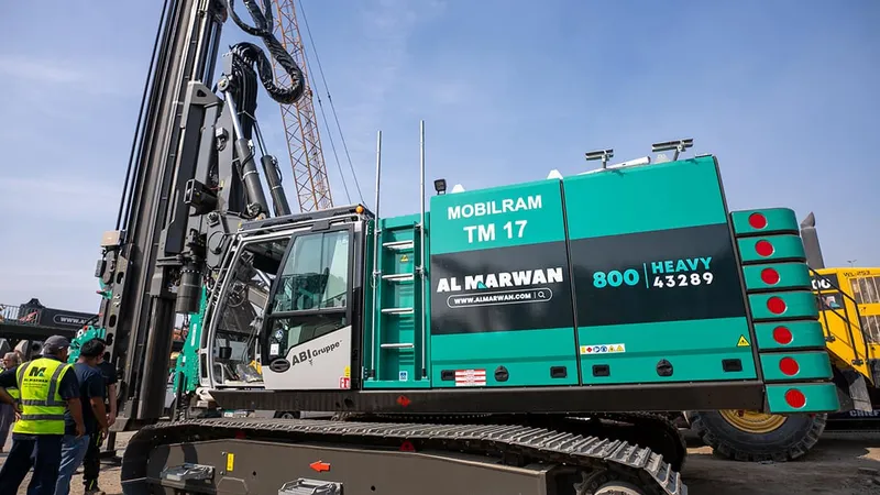 Sennebogen SR35 F with ABI Mobilram TM17 piling rig