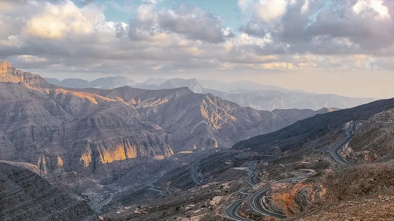 Image: Skyview of Jebel Jais Mountain, courtesy of Wikimedia Images