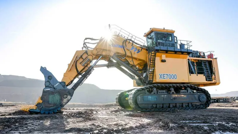 The large XCMG XE7000 front shovel excavator. Courtesy of XCMG Australia https://www.xcmg.net.au/product/xe7000-mining-excavator/