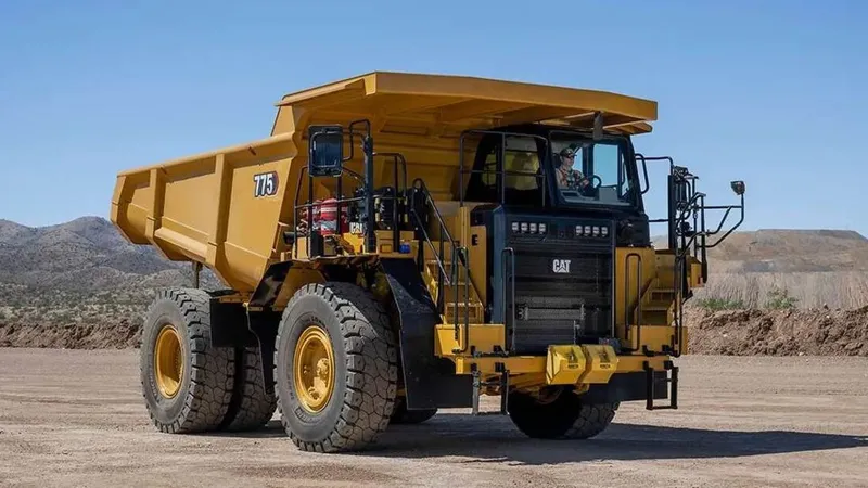 The CAT 775 hauler