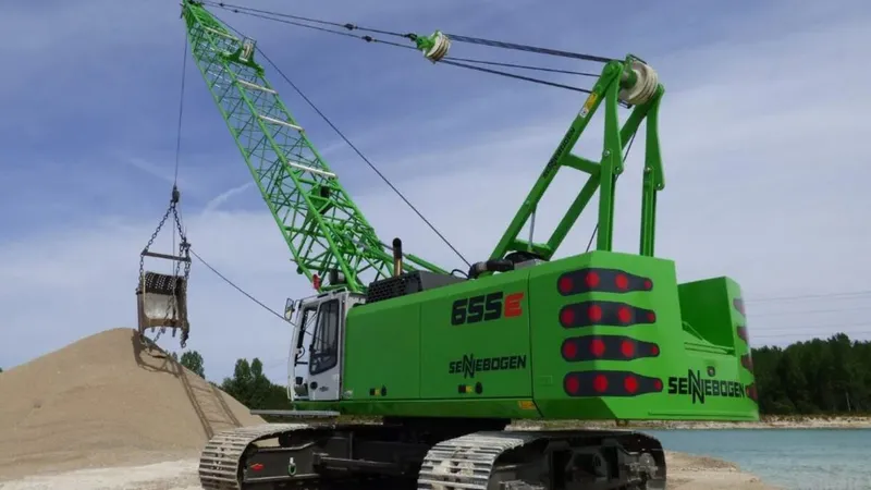 Sennebogen 655E crawler crane