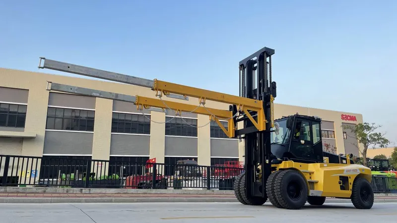 A double pallet handler