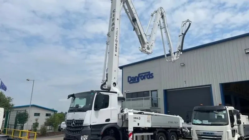 CIFA K31L features a five-section