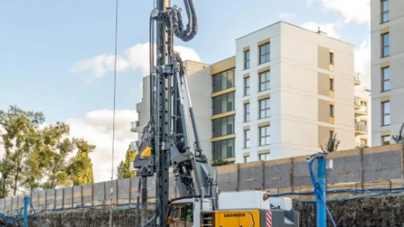 The LRB 19 is designed for all common deep foundation applications