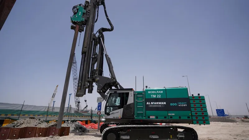 ABI Mobiram TM22 sheet piling rig