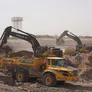 معدات ثقيلة للايجار لمشاريع تحريك التربة في الإمارات