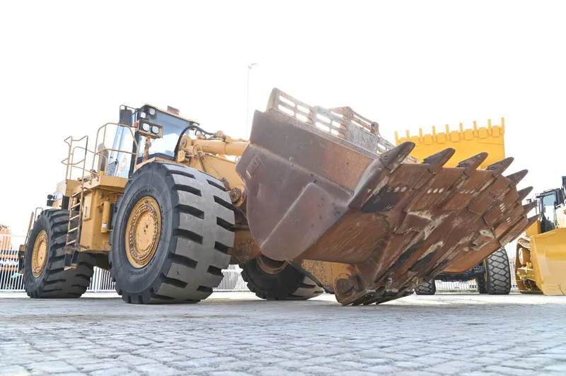 شيول كاتربيلر 988G.