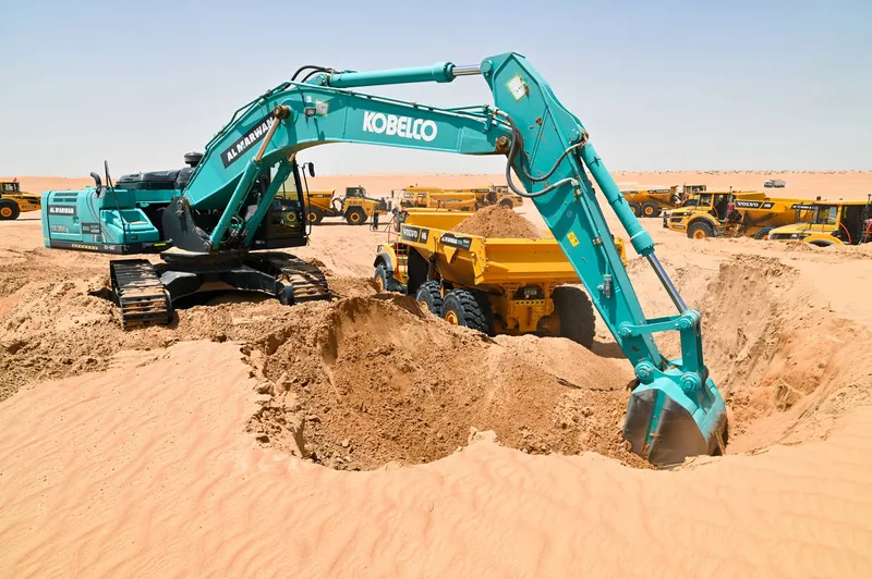 KOBELCO excavator at work in the desert - Al Marwan Machinery