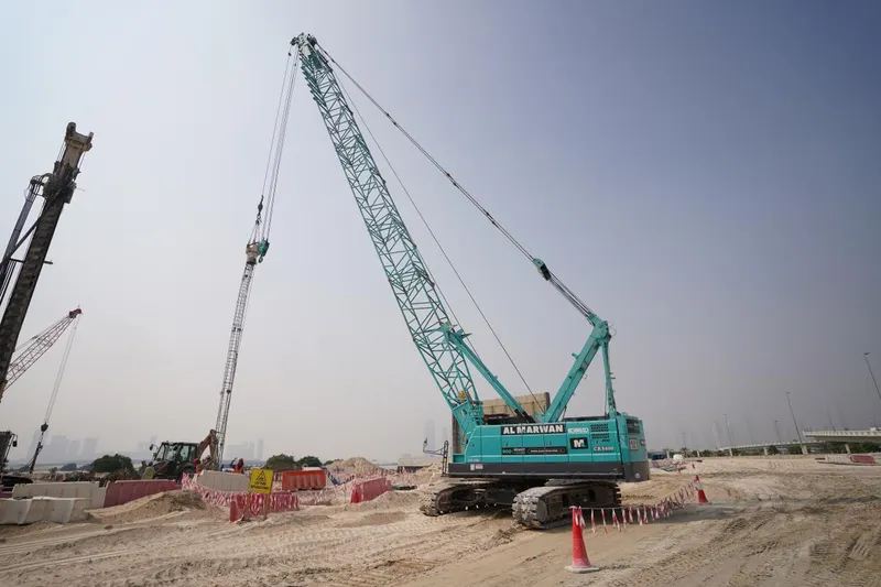 CKS600 Kobelco crawler crane available for rent