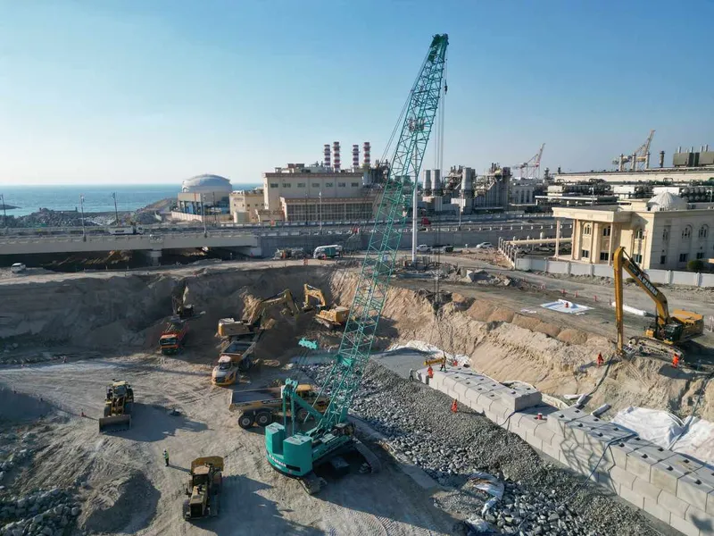rental fleet ranging from crawler cranes wheel loaders