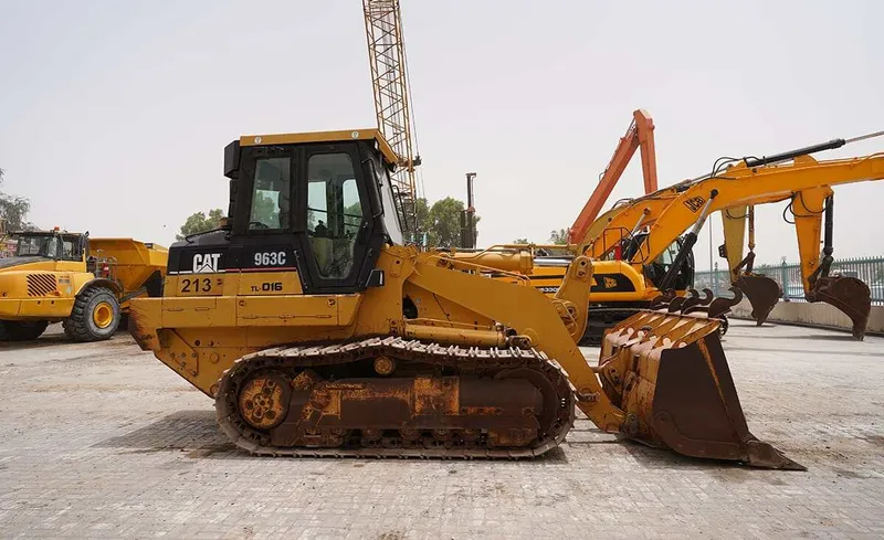 The CAT 963C compact tracked loader