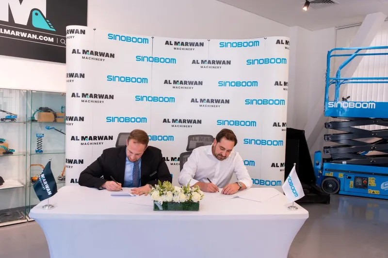 Mr. Motaz Al Zaeim and Mr. Alistair P. signed a new dealership