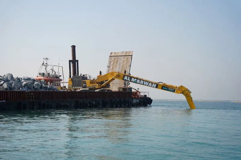 Komatsu PC850 excavator 