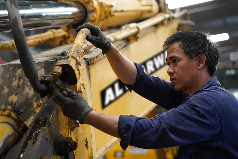 Al Marwan maintenance team