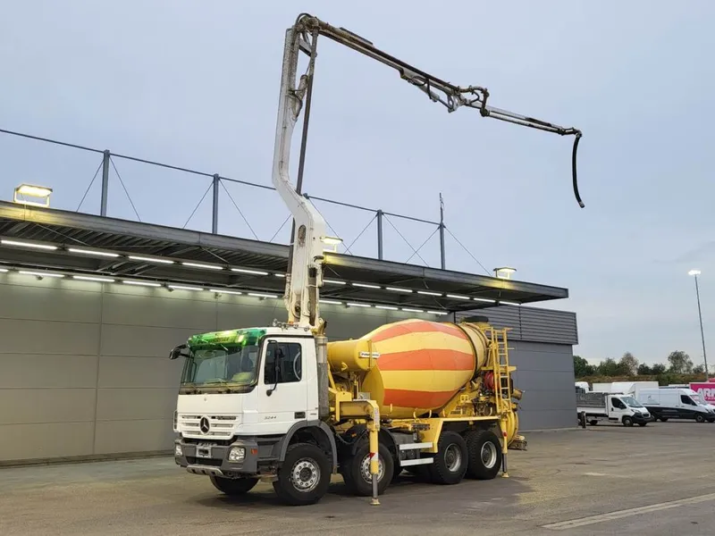 Mercedes concrete pump mixer truck