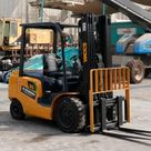 2025 Socma FB30 Electric Forklift Front Right View