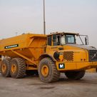 2005 Volvo A40D Off-Road Water Truck Front Right View - ADW-0001