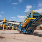 2005 Finlay Fintec 542 Mobile Screener Front Right View