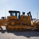 Caterpillar D8T Dozer 2021 right side view  - Al Marwan Heavy Machinery