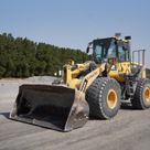 Rent Medium 18-Ton Wheel Loaders | Al Marwan