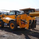 2022 JCB 540-170 Telescopic Handler Front Right Side Image