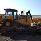 2016 CAT D8R Bulldozer Right Side View